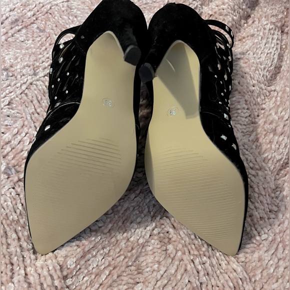 Suede pumps - Picture 2 of 2